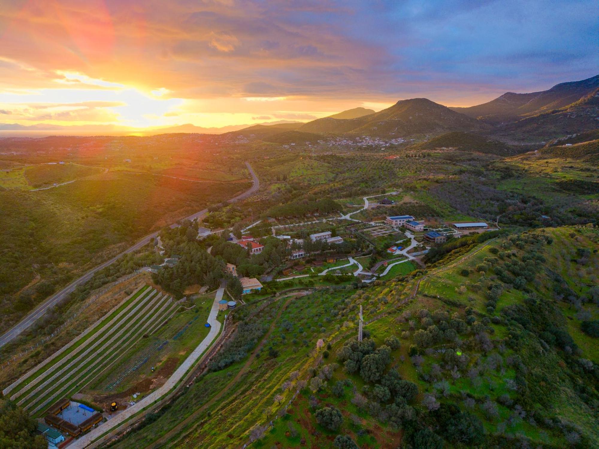 Kairos Valley Health & Nature Resort داتْشا المظهر الخارجي الصورة